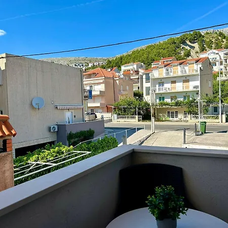 Apartment & Baltazar Podstrana