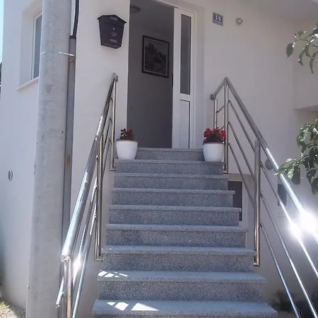 Apartment & Baltazar
